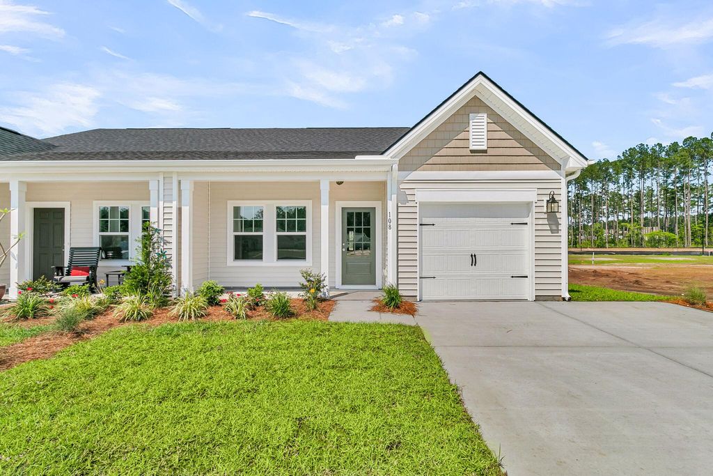 1068 Dusk Drive, Summerville, SC 29486