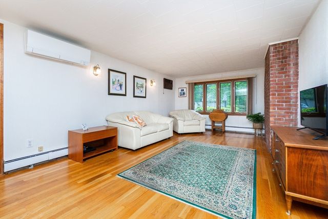 3 Squanto Rd, Peabody, MA 01960