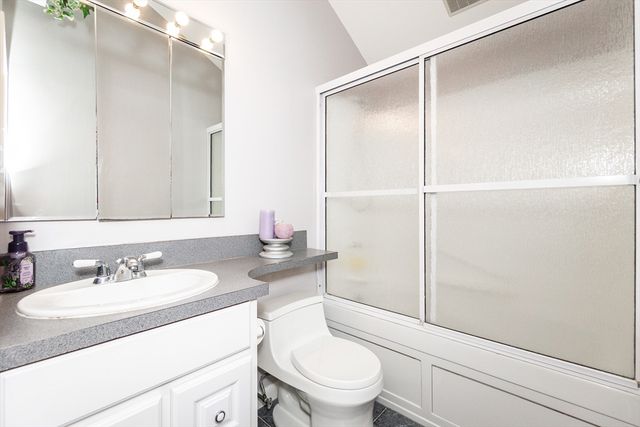 3 Squanto Rd, Peabody, MA 01960