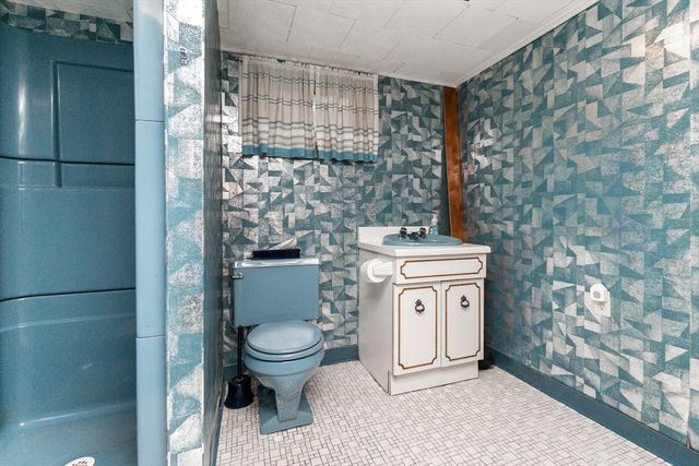 3 Squanto Rd, Peabody, MA 01960