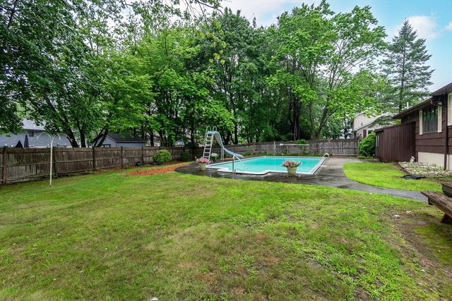 3 Squanto Rd, Peabody, MA 01960