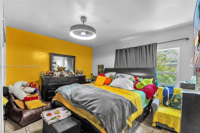 219 SW 6th Ave, Miami, FL 33130