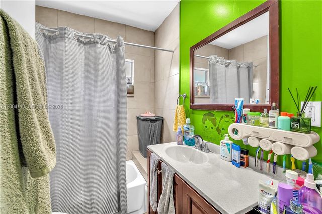 219 SW 6th Ave, Miami, FL 33130