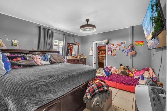 219 SW 6th Ave, Miami, FL 33130