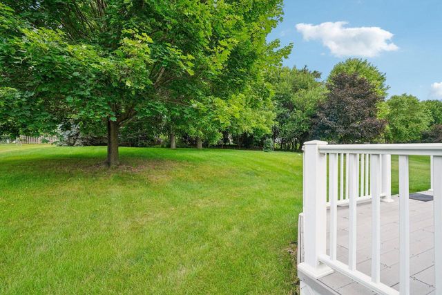 2204 Patrick LANE, Waukesha, WI 53188