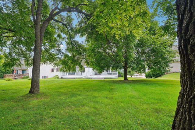 2204 Patrick LANE, Waukesha, WI 53188