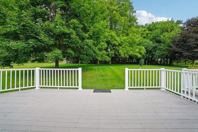 2204 Patrick LANE, Waukesha, WI 53188