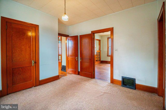 232 HENDERSON ST, Carlisle, PA 17013