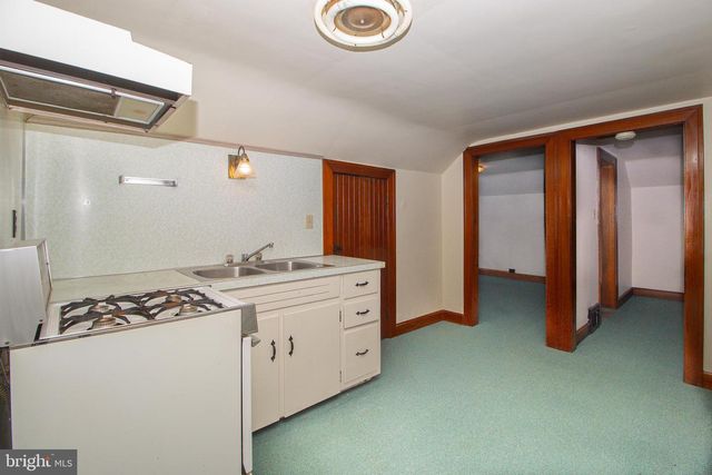 232 HENDERSON ST, Carlisle, PA 17013