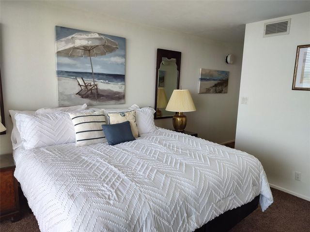 5220 Seawall Boulevard 630, Galveston, TX 77551