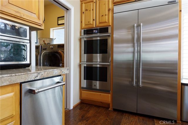 28575 Manitoba Drive, Lake Arrowhead, CA 92352