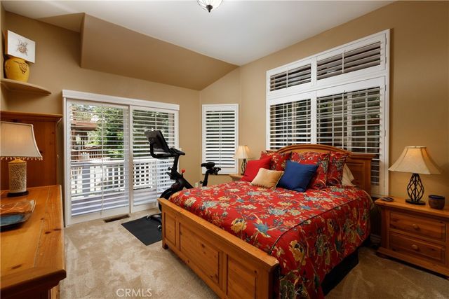 28575 Manitoba Drive, Lake Arrowhead, CA 92352