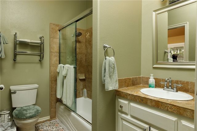 28575 Manitoba Drive, Lake Arrowhead, CA 92352