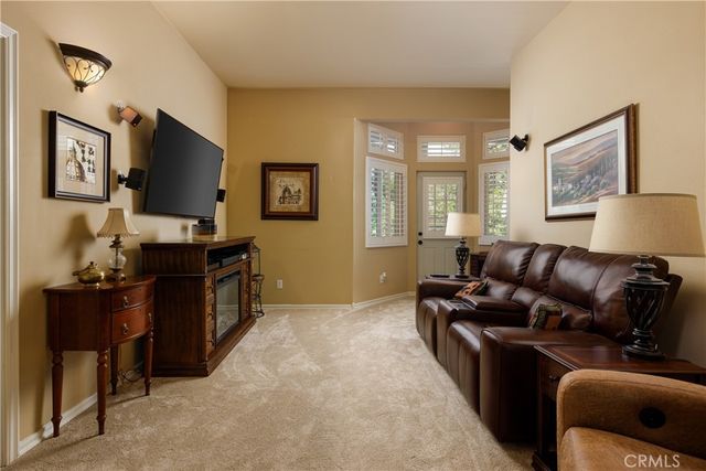 28575 Manitoba Drive, Lake Arrowhead, CA 92352