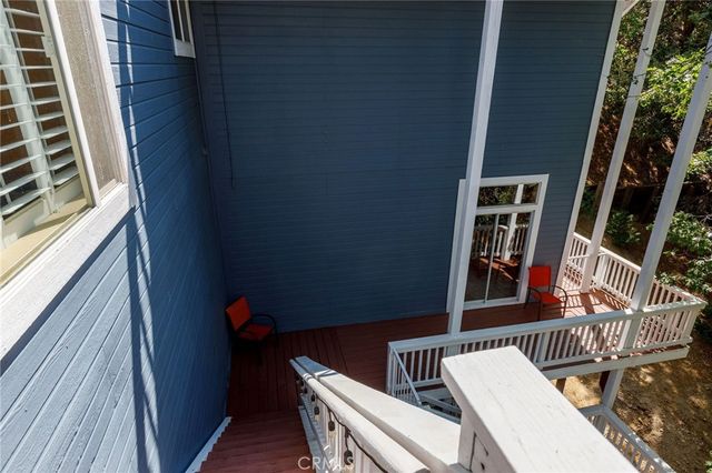 28575 Manitoba Drive, Lake Arrowhead, CA 92352