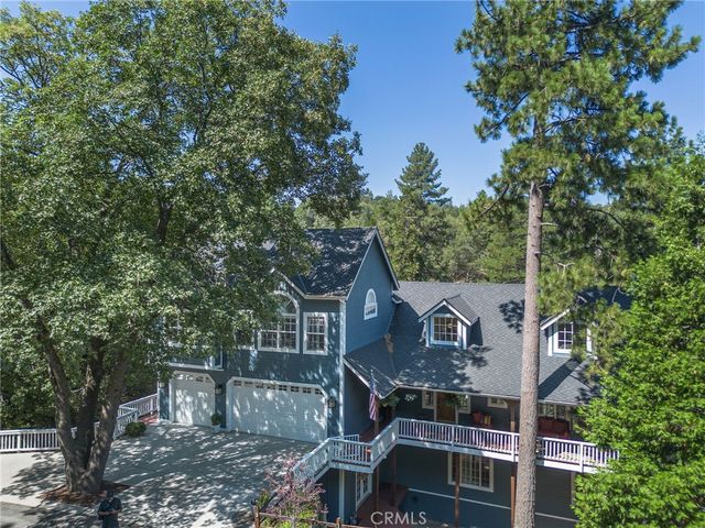 28575 Manitoba Drive, Lake Arrowhead, CA 92352
