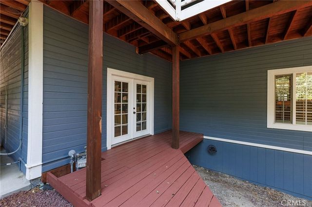 28575 Manitoba Drive, Lake Arrowhead, CA 92352