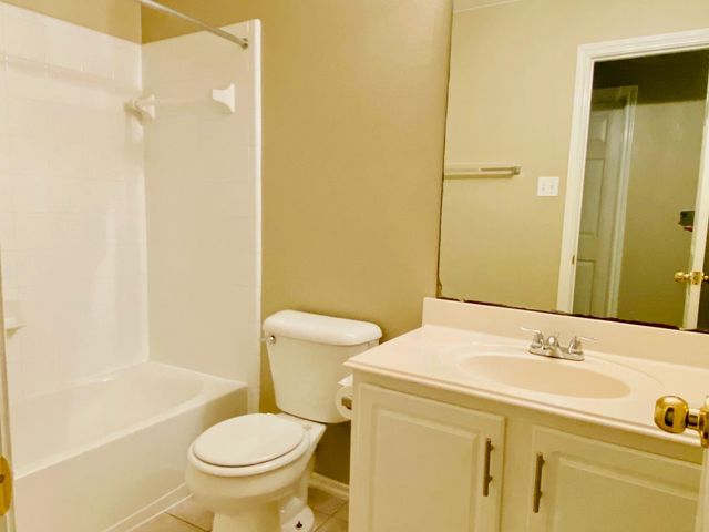 23 Summerhaze Circle, The Woodlands, TX 77382