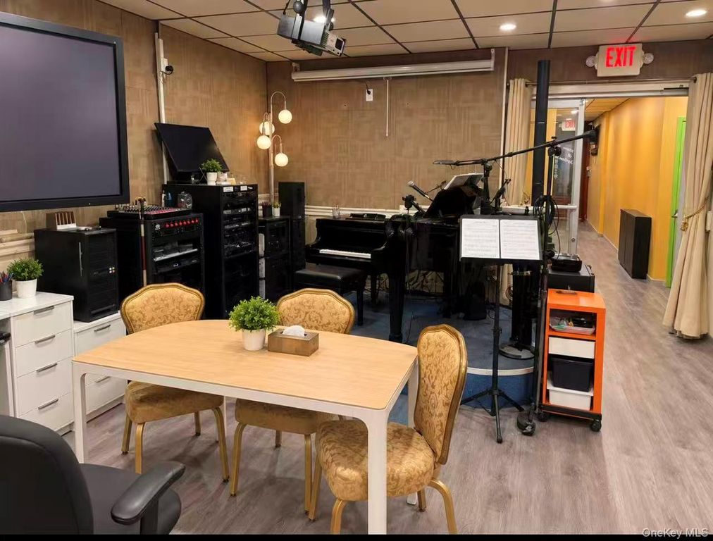 42-32 162nd Street, Flushing, NY 11358 — photo 4