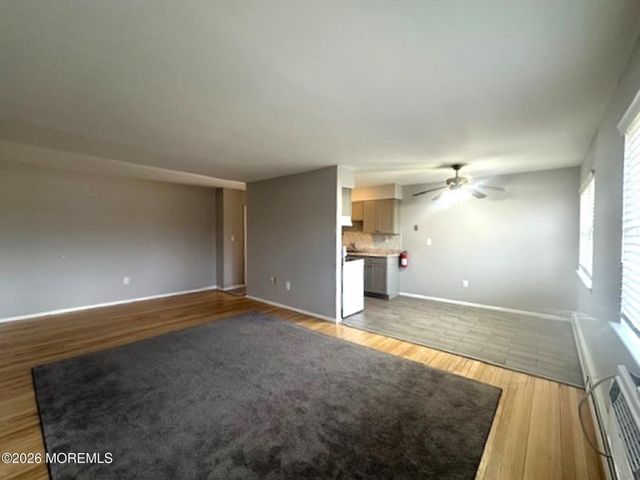 61 Stonehurst Boulevard F, Freehold, NJ 07728