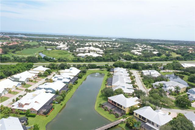 2005 Bridgepointe Circle 98.1, Vero Beach, FL 32967