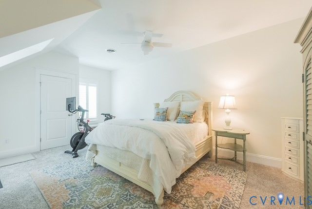 4533 Thorncroft Dr, Glen Allen, VA 23060