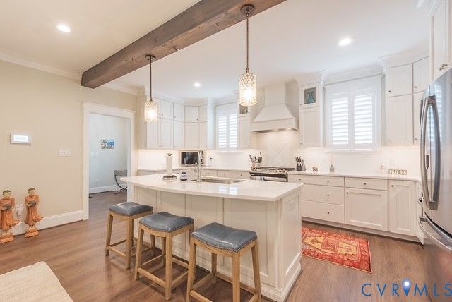 4533 Thorncroft Dr, Glen Allen, VA 23060