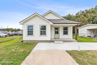 1213 S Marie Street, Rayne, LA 70578