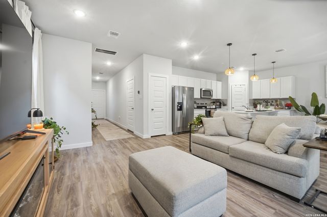 14522 Emerio Dr., San Antonio, TX 78253