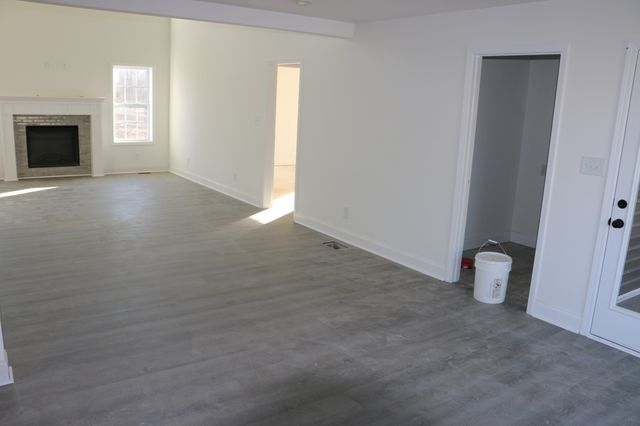 48 Miller Farm, Clarksville, TN 37040