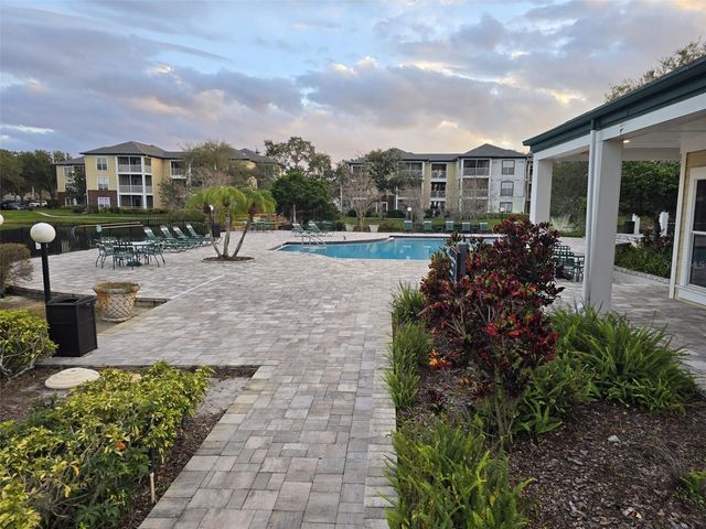 4115 CHATHAM OAK COURT 218, Tampa, FL 33624