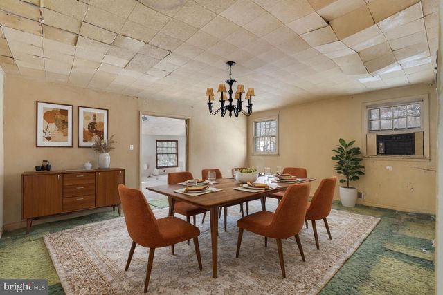 1609 SUNSET AVE, Williamstown, NJ 08094