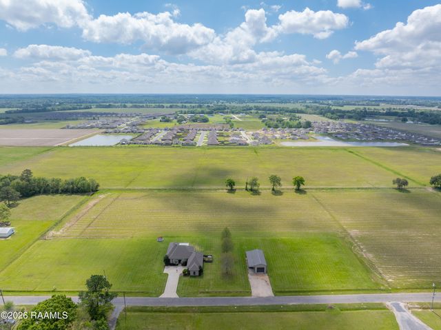 7405 Soop Road, Maurice, LA 70555