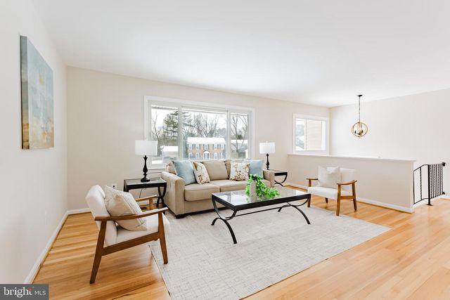 4704 FEDERAL CT, Annandale, VA 22003