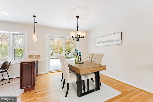 4704 FEDERAL CT, Annandale, VA 22003