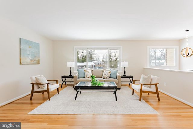 4704 FEDERAL CT, Annandale, VA 22003