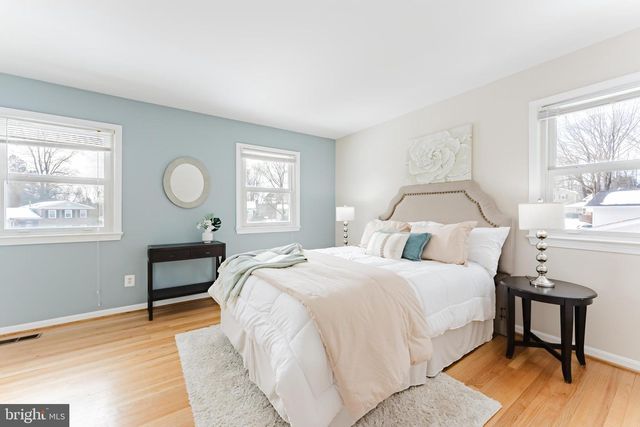 4704 FEDERAL CT, Annandale, VA 22003