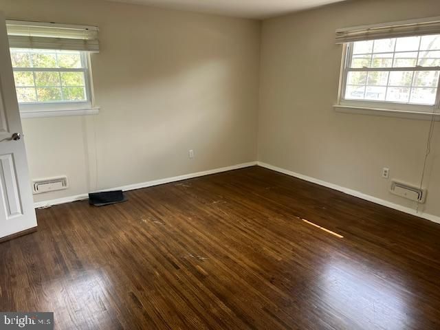 5 PURDUE DR, Delran, NJ 08075