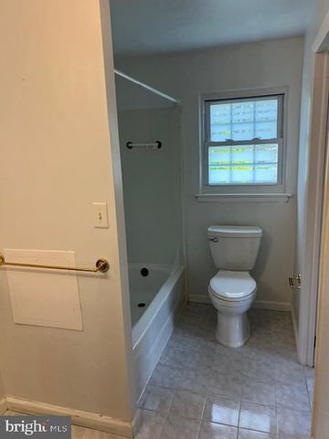 5 PURDUE DR, Delran, NJ 08075