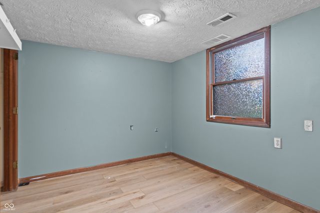 621 Pioneer Drive, Indianapolis, IN 46217