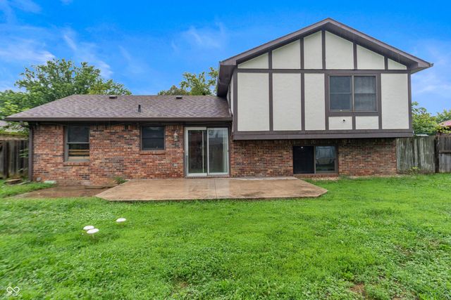 621 Pioneer Drive, Indianapolis, IN 46217
