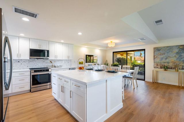 54 Maximo Way, Palm Desert, CA 92260