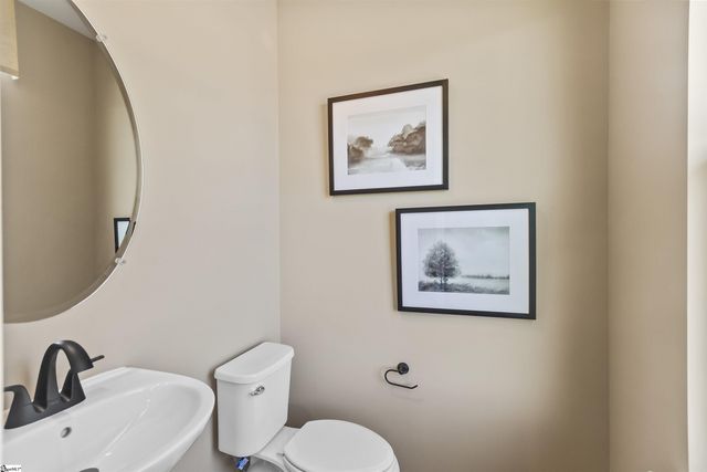 16 Broad River Way, Greenville, SC 29607