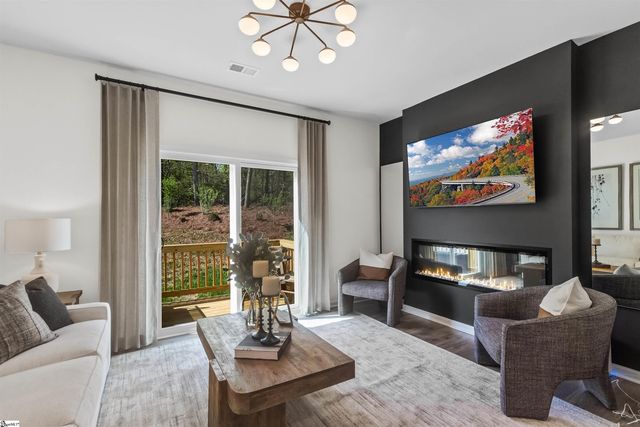 16 Broad River Way, Greenville, SC 29607