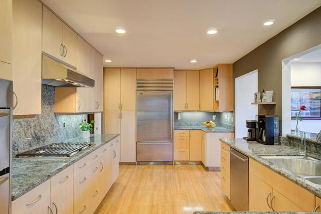 967 Erica Drive, Sunnyvale, CA 94086