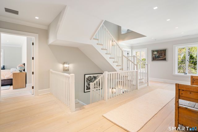 24 Llewellyn Drive, New Canaan, CT 06840