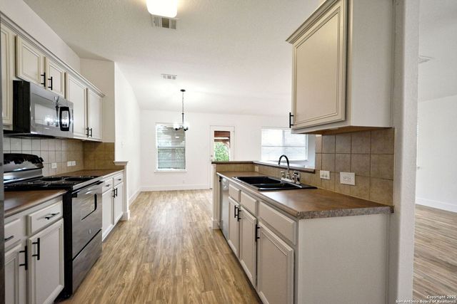 2539 Fayette, New Braunfels, TX 78130