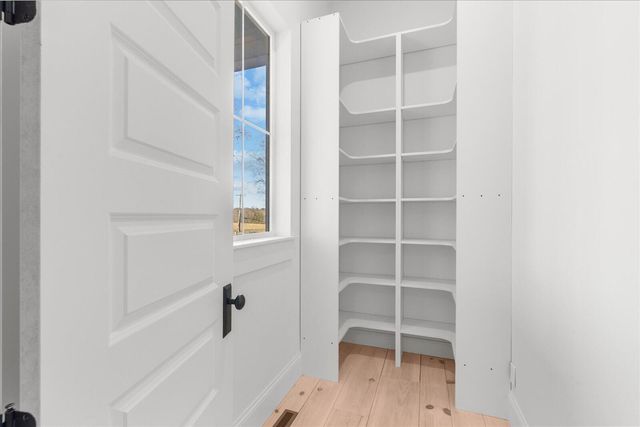 13318 Birchwood Pike, Harrison, TN 37341