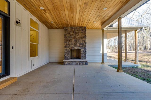 13318 Birchwood Pike, Harrison, TN 37341