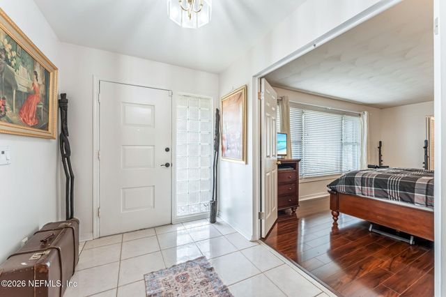 7307 MAPLE TREE Drive, Jacksonville, FL 32277